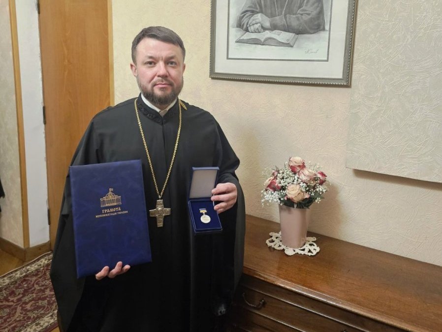 Священника Володимирського патріаршого собору відзначено Грамотою Верховної Ради України